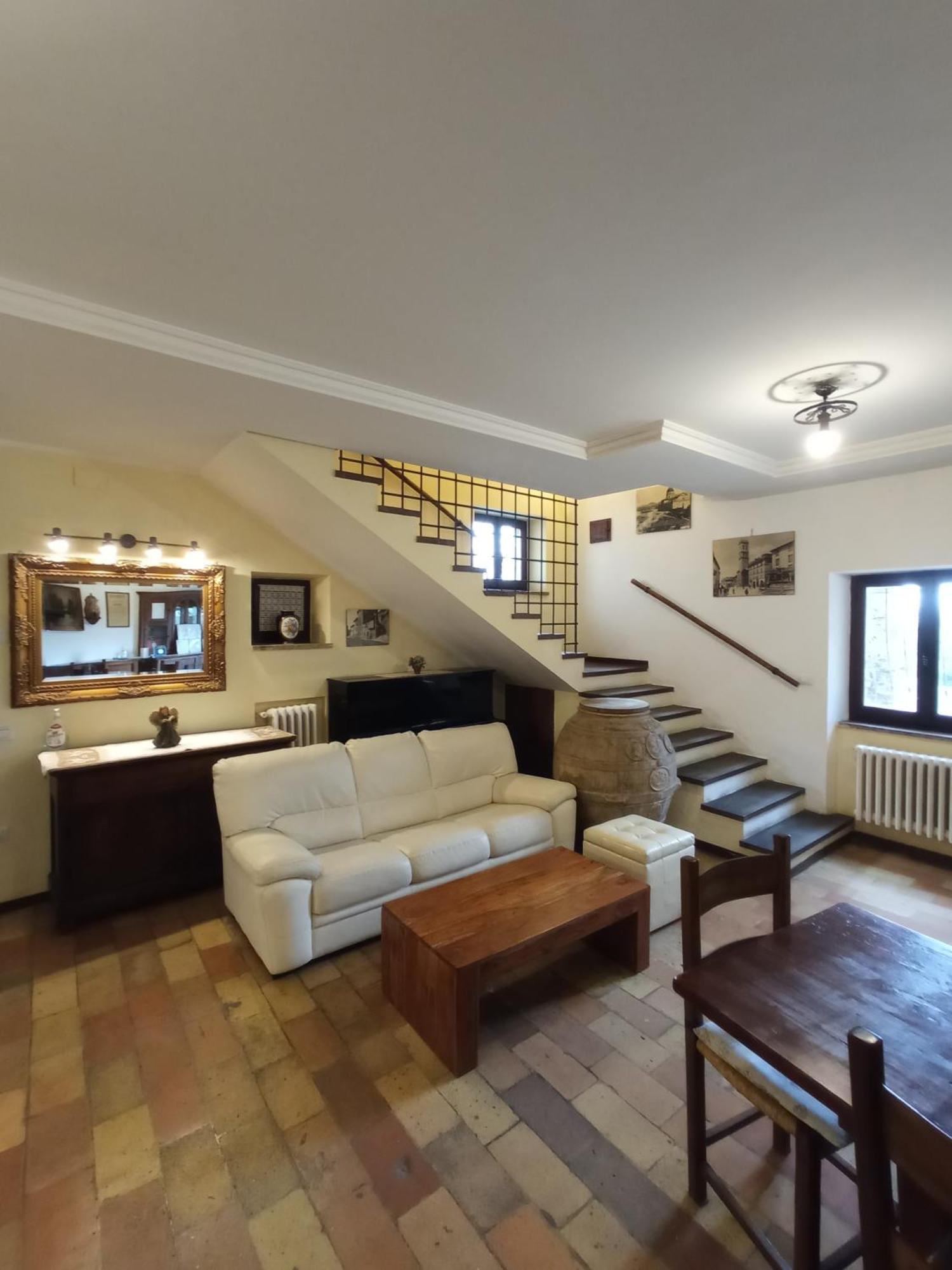 Guest house All'ombra Di San Damiano 2*